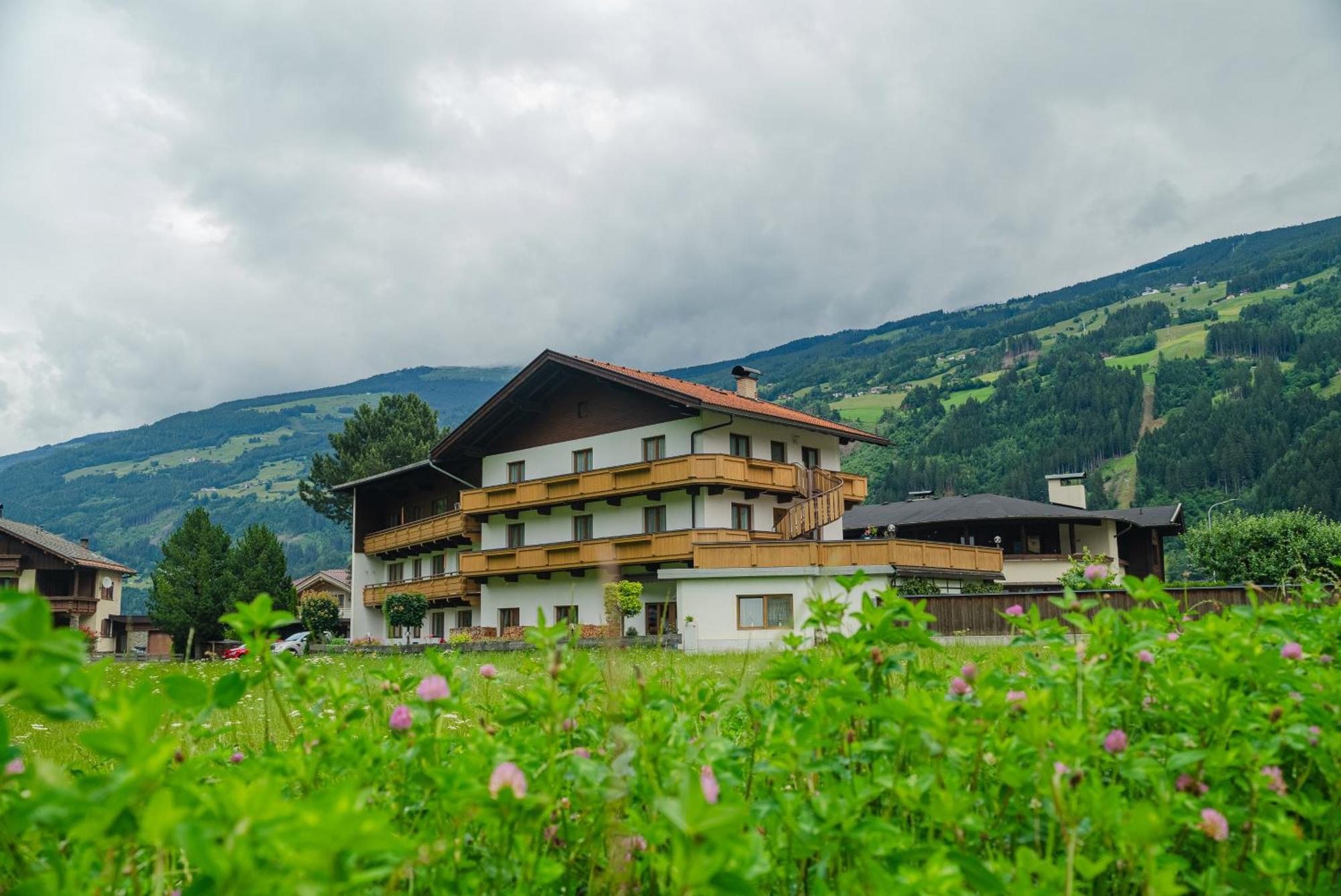 Zell Views Apartments Zell am Ziller Εξωτερικό φωτογραφία